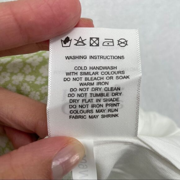 Charlie Holiday Floral Wrap Dress NWT - Picture 11 of 11